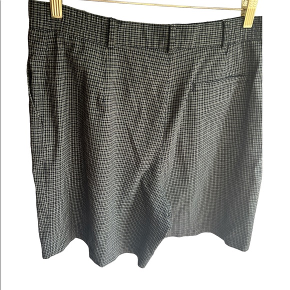 WOMENS EP PRO Size 14 WALKING PLAID BERMUDA SHORTS EUC Trendy Pleated Shorts - Picture 2 of 7